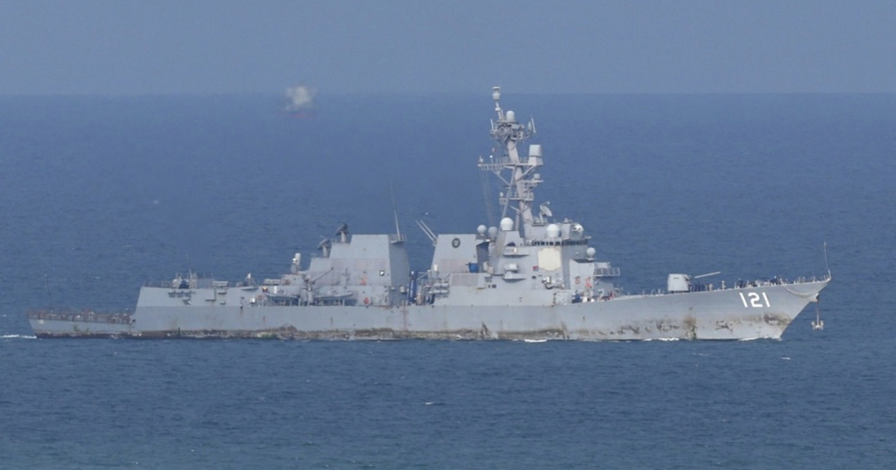 Osam pokušaja samoubojstva u udarnoj grupi nosača USS Lincoln