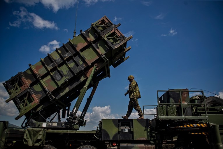 Glavni tajnik NATO-a obećao Ukrajini dodatne sustave protuzračne obrane