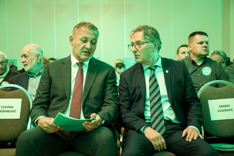 Prisegnuo 79. zastupnik vladajuće većine