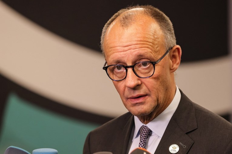 Merz: Bez Rusije za pregovaračkim stolom nema uspješnog mirovnog plana