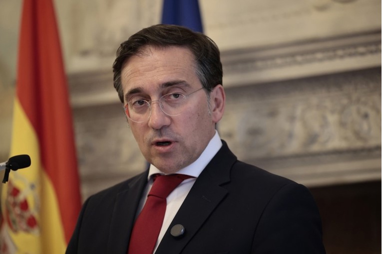 Španjolska: Ne možemo se svako jutro buditi s pitanjem što će SAD sljedeće poduzeti