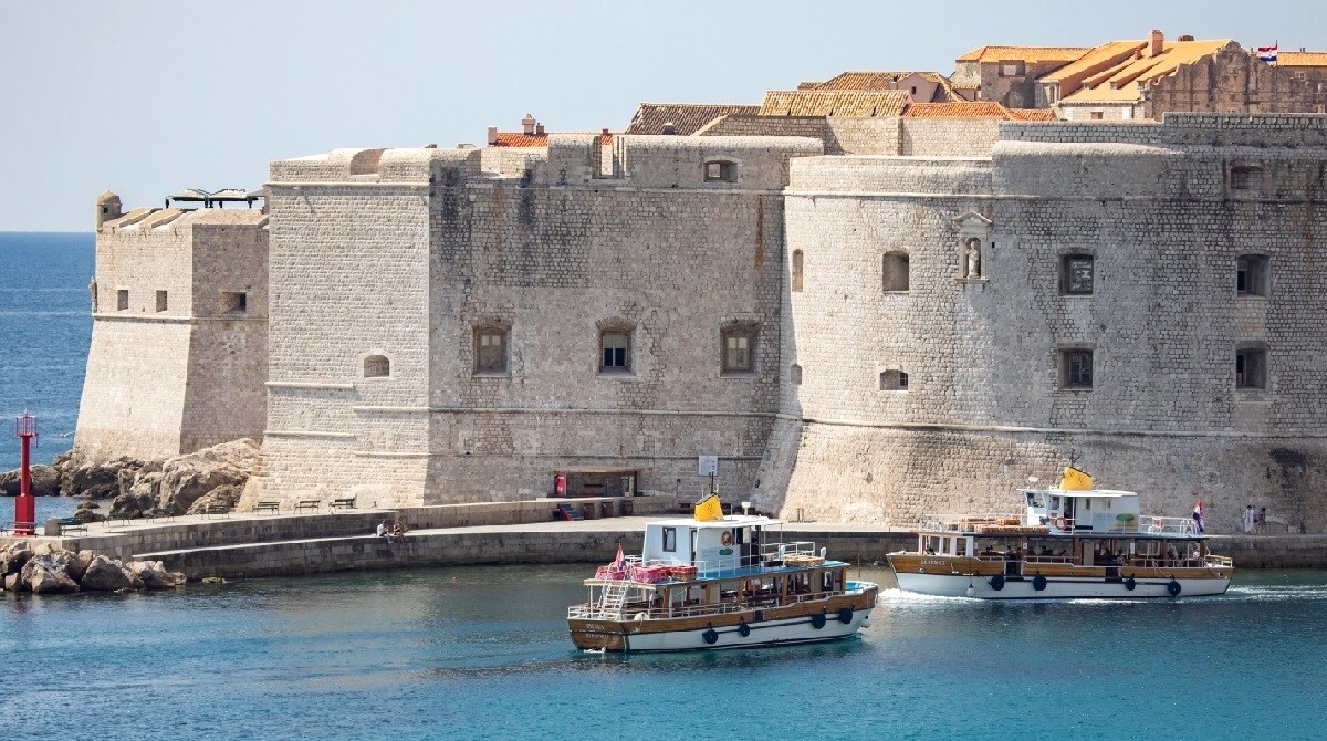 Muškarac u Dubrovniku htio odvući djevojčicu, zaustavili su ga njezini prijatelji