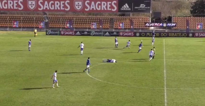 VIDEO U Portugalu se usred utakmice srušio 24-godišnjak. Oživljavali su ga na terenu