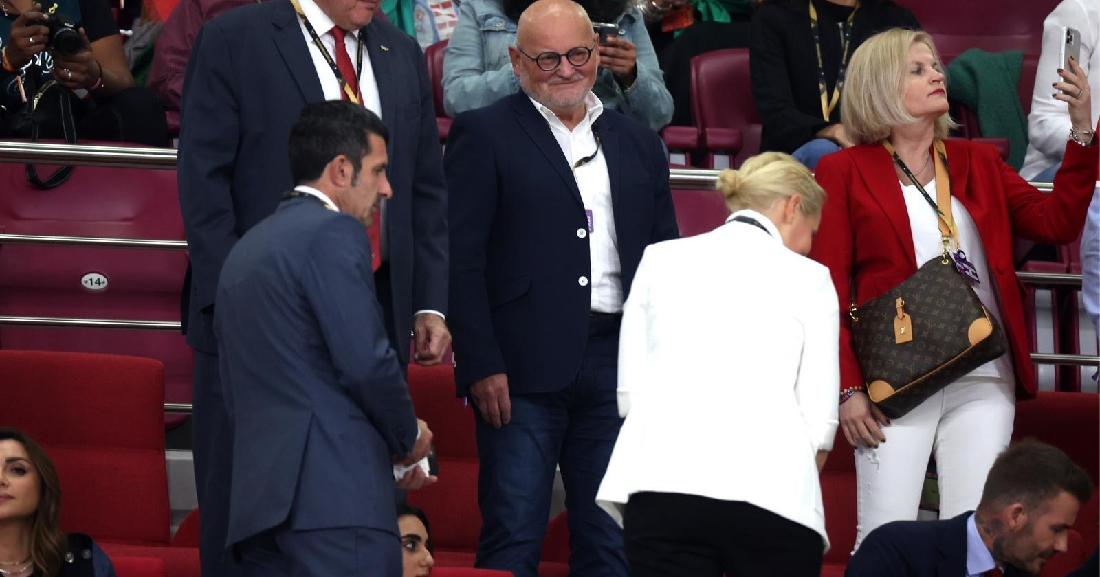 Zlatko Mateša na stadionu u Kataru snimljen s 12 godina mlađom epidemiologinjom