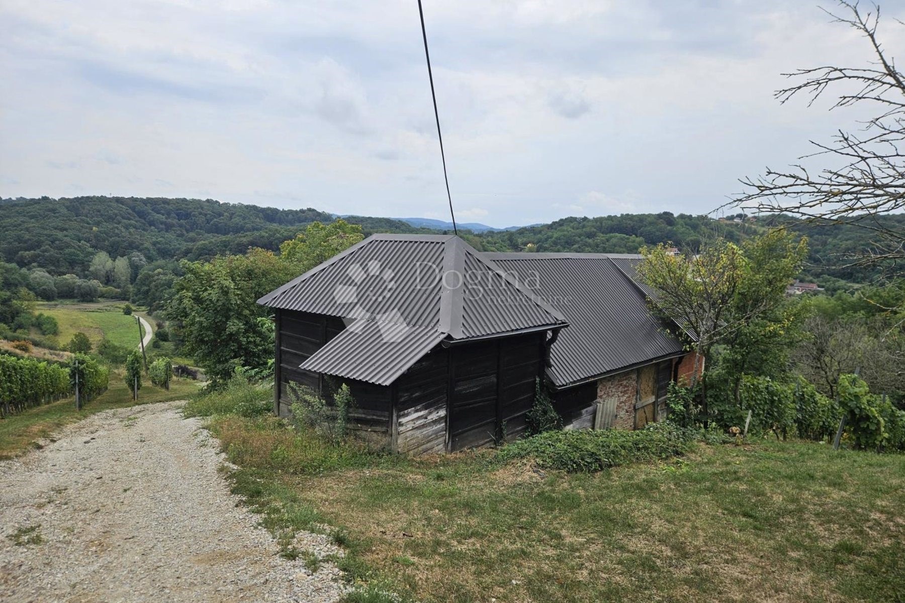 Vikend klijet za samo 19.900 € s pogledom koji ostavlja bez daha