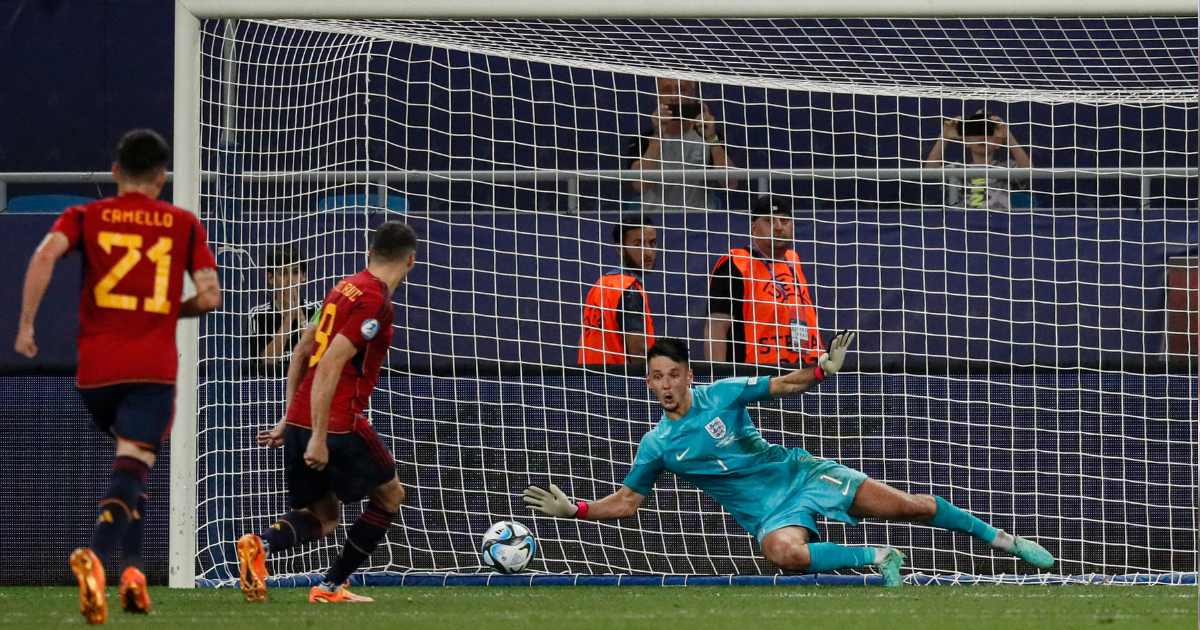 VIDEO Čudesni golman Engleskoj donio zlato. Obranio penal i odbijanac u 99. minuti