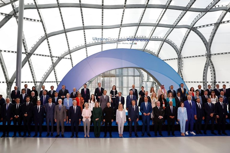 Meloni u Rimu: Obećali smo više od 10 milijardi eura za obnovu Ukrajine