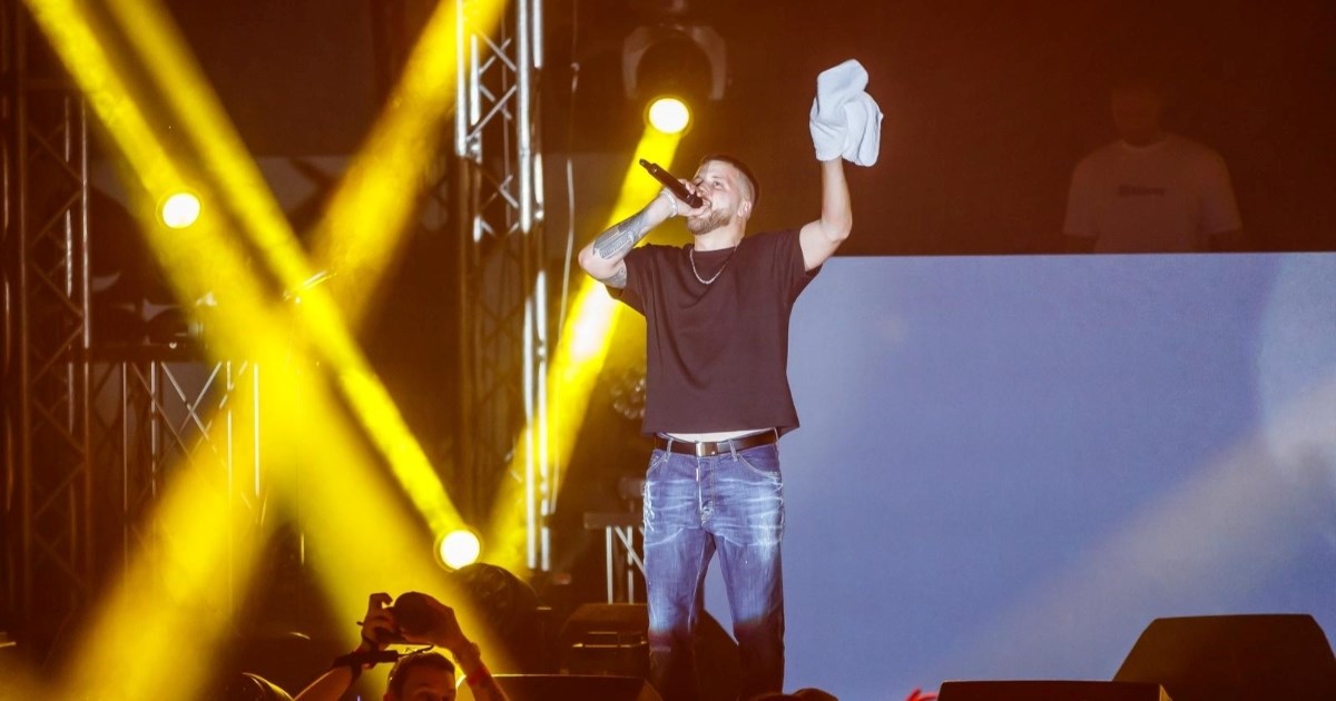 Grše otkazao sve nastupe u sljedeća dva mjeseca: "Vučem mononukleozu već godinu dana"