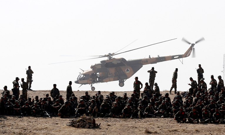 Srušio se vojni helikopter na sjeveru Afganistana, sedam poginulih
