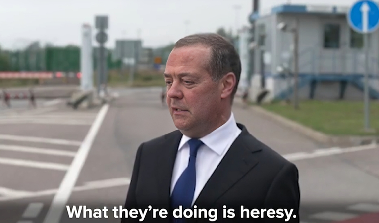 Medvedev izvrijeđao "koaliciju voljnih"