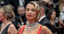 Na crvenom tepihu u Cannesu svi su gledali u belgijsku manekenku, nižu se komplimenti