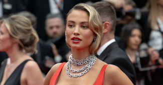 Na crvenom tepihu u Cannesu svi su gledali u belgijsku manekenku, nižu se komplimenti