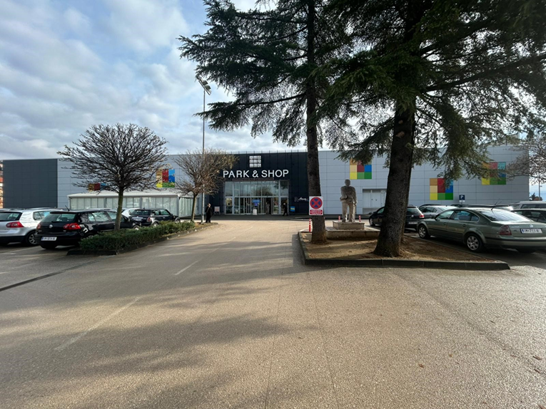 Supernova kupila trgovački centar s više od 20 trgovina u Imotskom