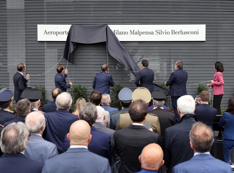 Aerodrom u Milanu nazvan po Berlusconiju, gradonačelnik odbio doći na svečanost