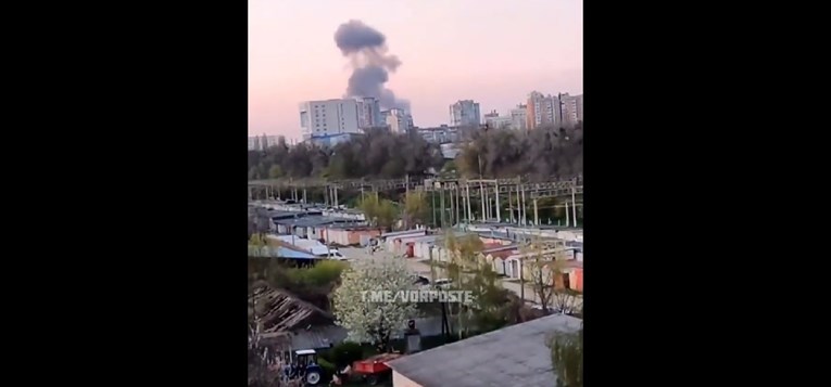 Dvije jake eksplozije u Kijevu, nad centrom grada diže se gusti dim