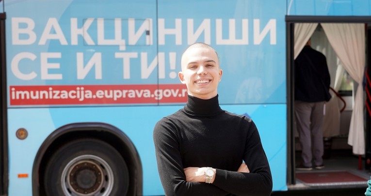 Najpopularniji tinejdžer u Srbiji pozvao na cijepljenje
