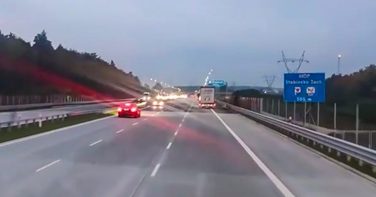 VIDEO Ovako izgleda susret s automobilom koji vozi u suprotnom smjeru na autocesti