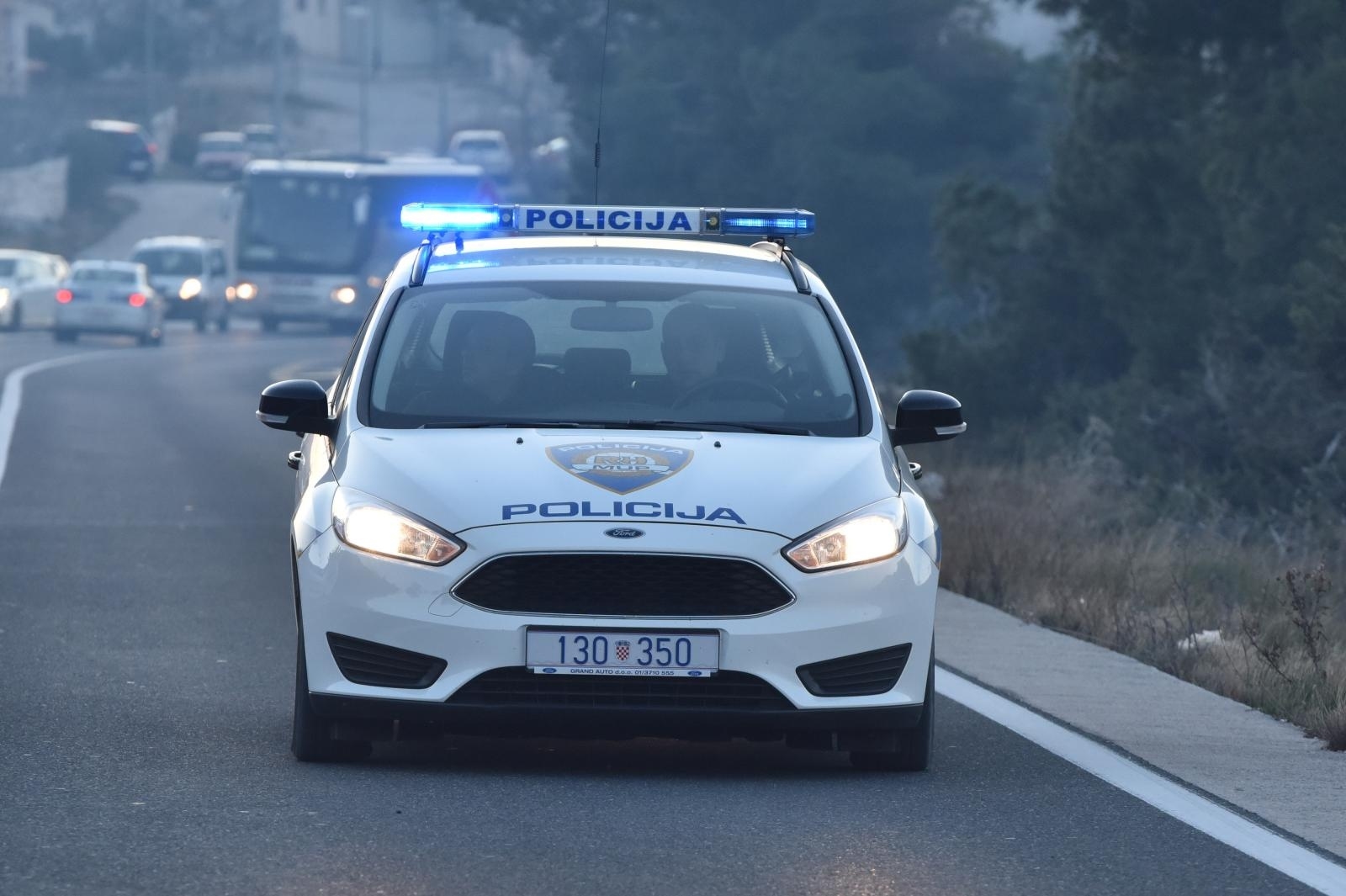 Zbog vjetra motociklima i kamp-kućicama zabrana na dva dijela Jadranske magistrale