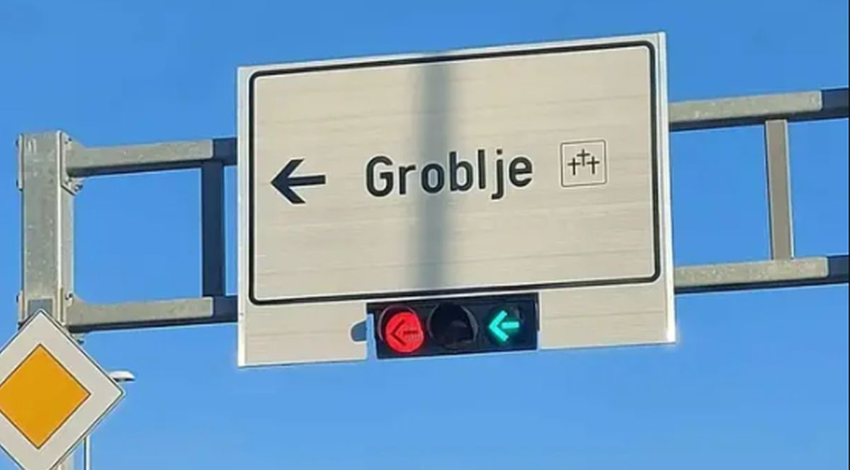 Vidite li s čime se ljudi sprdaju na ovoj fotki iz Dalmacije?