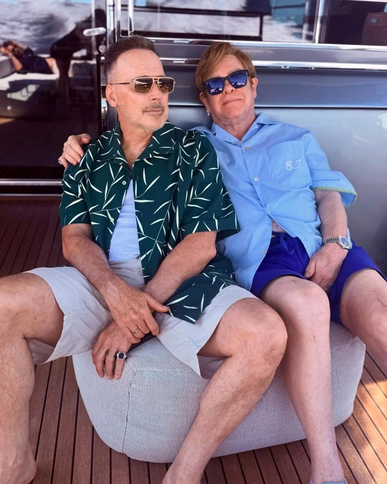 Suprug Eltona Johna otkrio kakvo je zdravstveno stanje pjevača