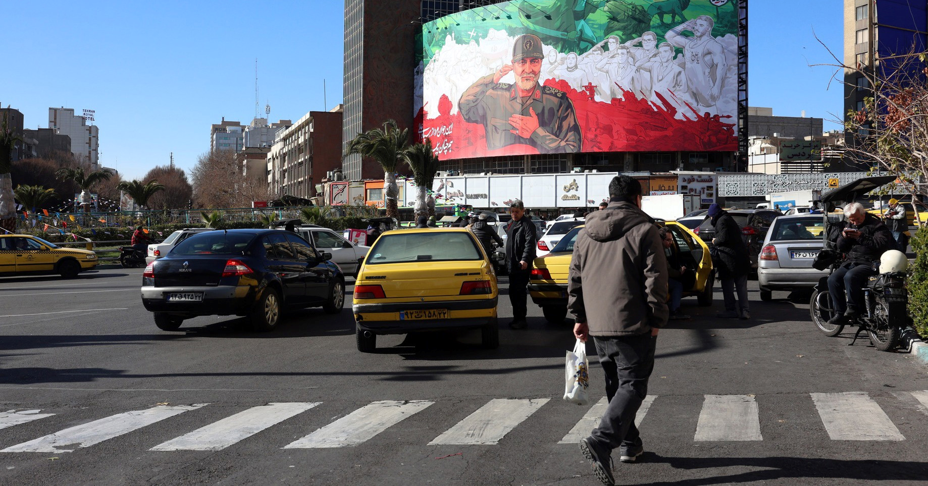 Šire se prosvjedi u Iranu. Vlast ograničila internet