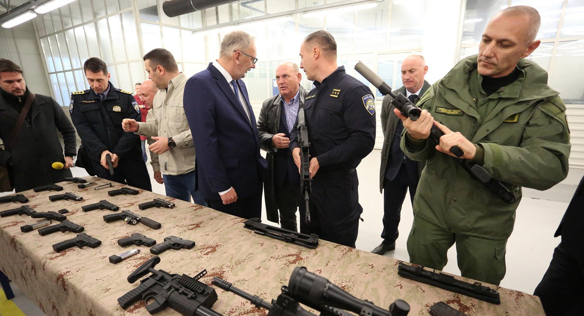 Vodeći hrvatski proizvođač oružja: Zbog Trumpovih carina izgubit ćemo 5 milijuna eura