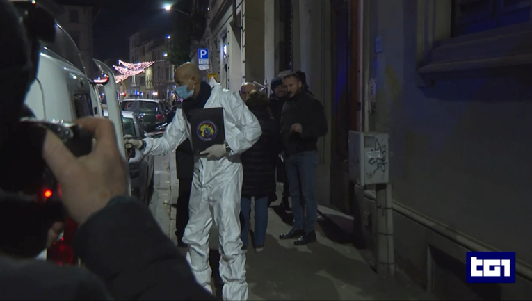 Poznati trgovac antikvitetima i supruga izbodeni u stanu u Firenci. Našao ih sin