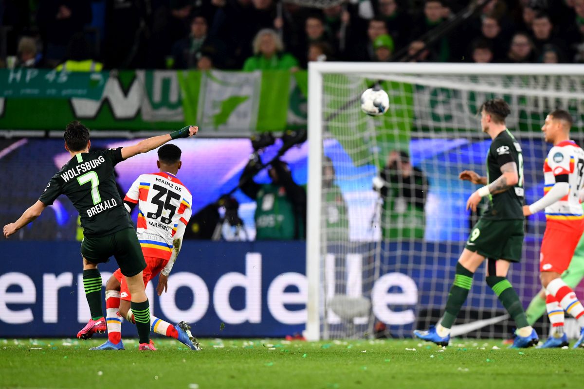 Brekalo zabio strašan gol u Bundesligi: Pogledajte bombu ljevicom iz daljine