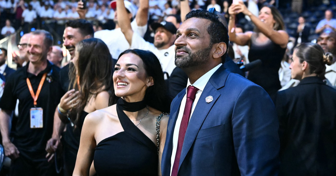 Direktor FBI-a Kash Patel (46) zaručio 19 godina mlađu country pjevačicu