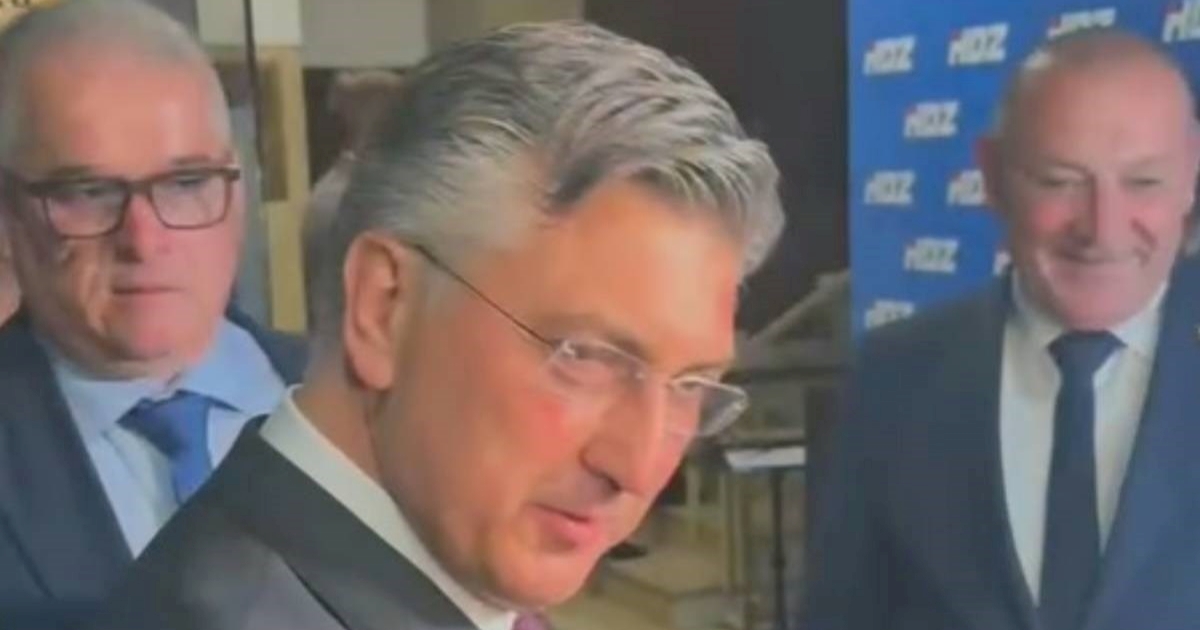 VIDEO Plenković došao u stožer: "Uvjerljivo smo pobijedili"