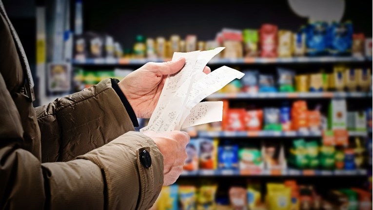 Francuska vlada sa supermarketima dogovorila antiinflacijsku košaricu