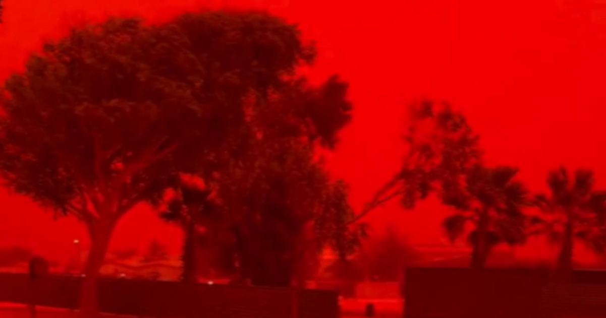 VIDEO Nebo u Australiji jučer je bilo crveno