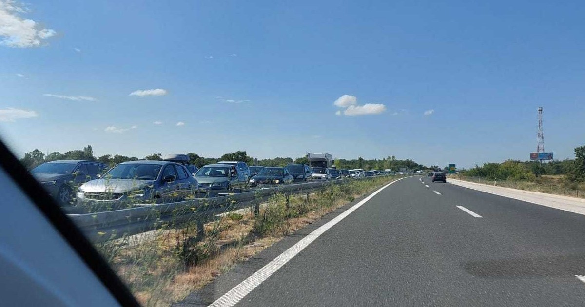 Smanjile se kolone na autocestama. Velika gužva na Lučkom u oba smjera, evo snimke