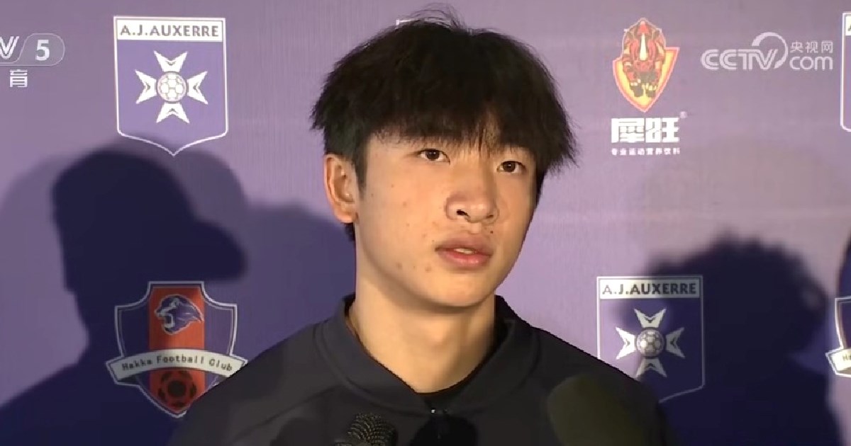 Čudesni 17-godišnjak radi transfer karijere i postaje jedini Kinez u Europi
