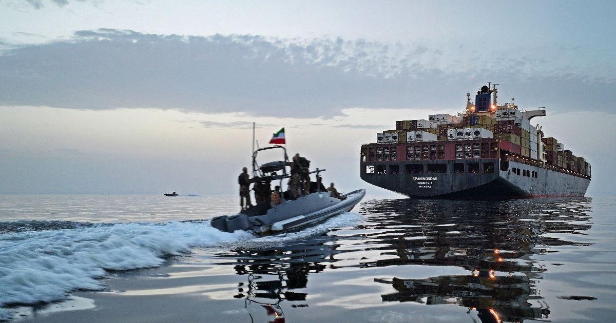 Iran upozorio američku mornaricu da se drži podalje od Hormuškog tjesnaca