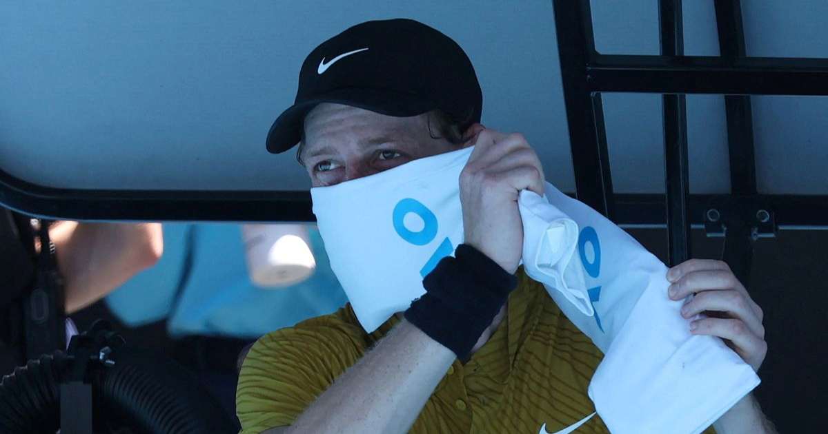 Prvi put prekinuti svi mečevi na Australian Openu. Razlog je pravilo od prošle godine