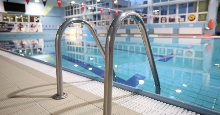 Roditelji plivača pohvalili i kritizirali apel Saveza za otvaranje bazena