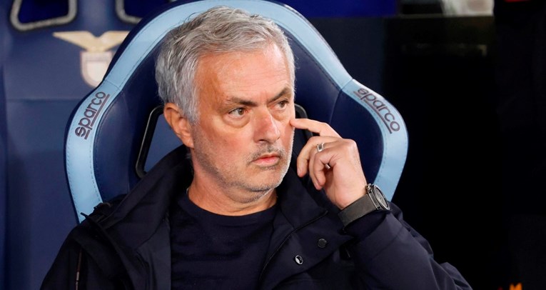 Mourinho: Najsmješniji klub? Imaju praznu trofejnu sobu i otpuste me prije finala