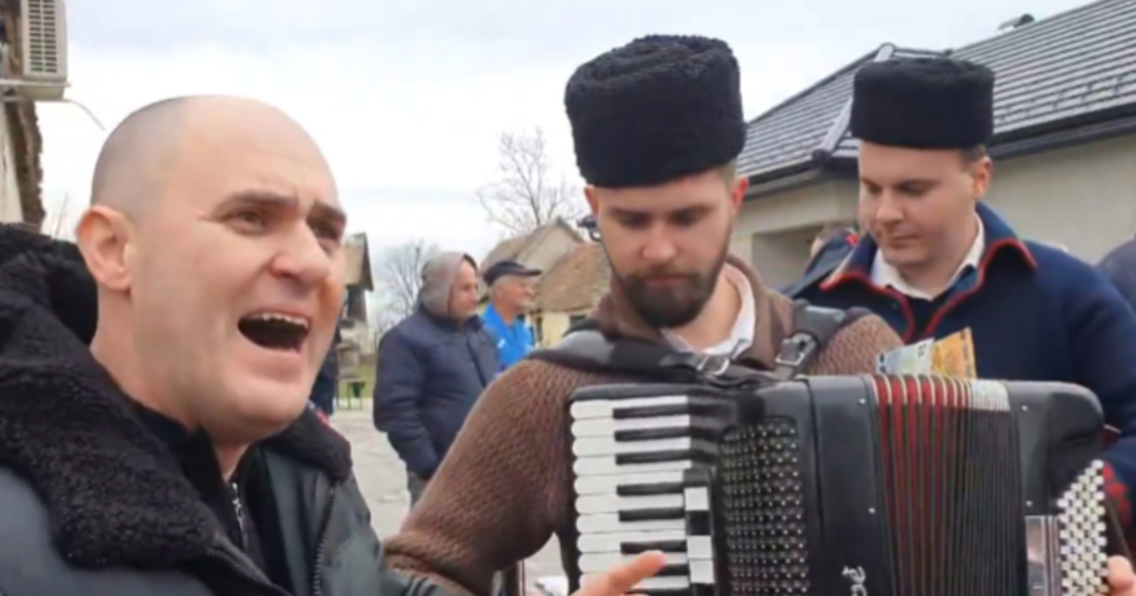 Dabro pjevao ustaške stihove o Paveliću. Kažnjen je