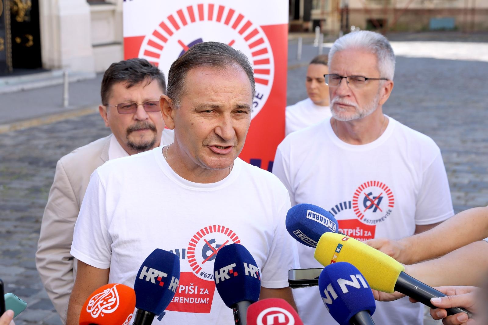 Sindikati saboru: Raspišite referendum o mirovinama ili zovemo građane na ulice