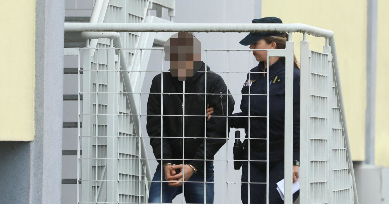 Odvjetnik: Mladići koji su zapalili Vjesnik mogli bi cijeli život vraćati dugove