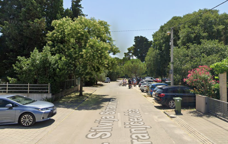 Zadranin se dovezao pred kuću, vikao i pucao iz pištolja