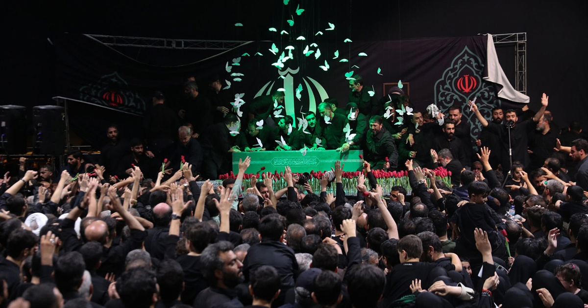 FOTO Hameneievo tijelo stiglo u Teheran, pogreb će trajati danima