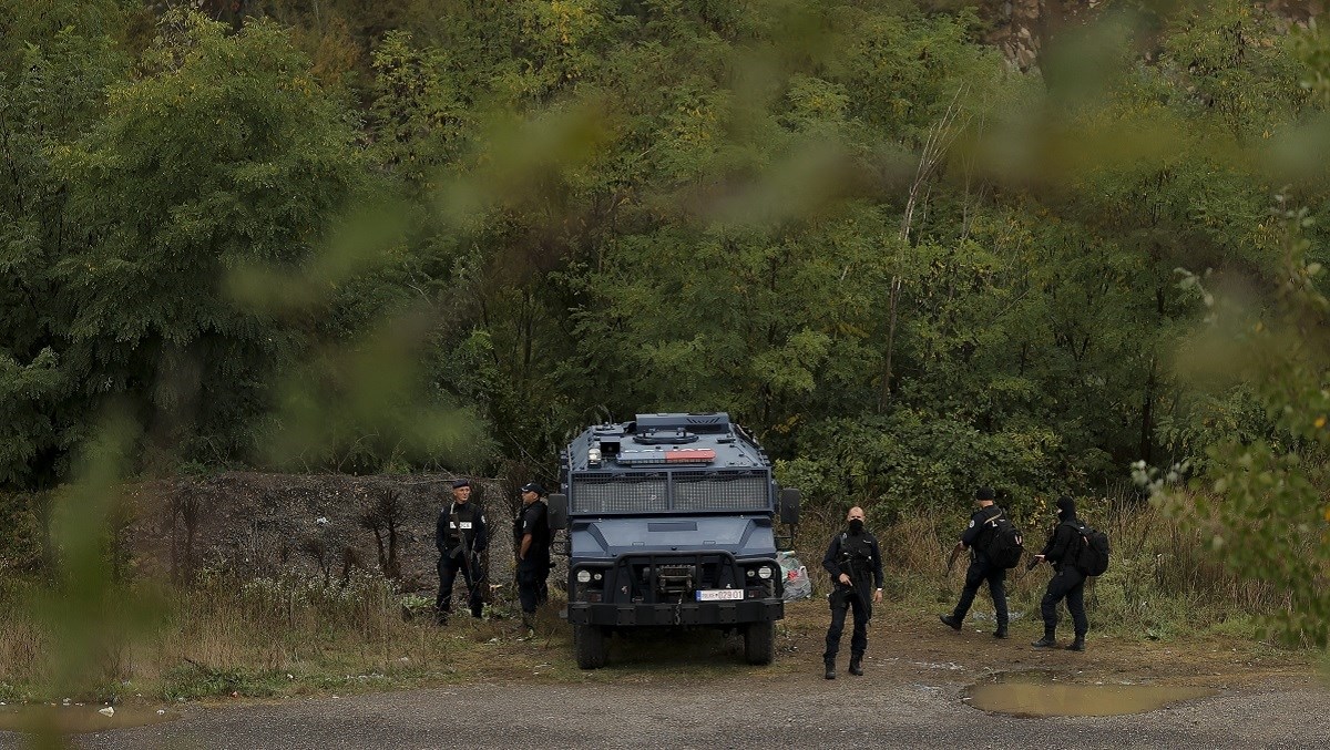 U napadu na policijsku ophodnju na sjeveru Kosova policajac lakše ranjen