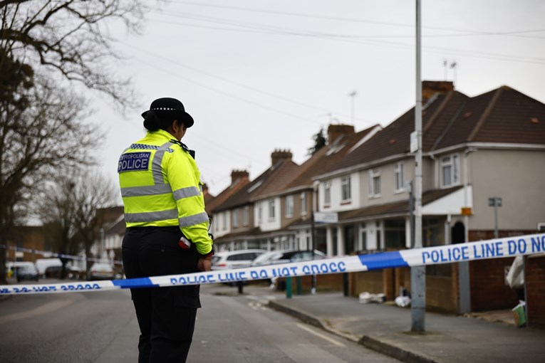 Djevojčica (9) umrla od ubodne rane, za ubojstvo optužen tinejdžer (15)