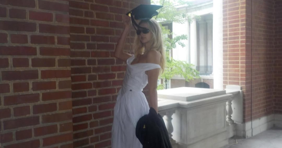 Kći Gwyneth Paltrow proslavila diplomu u haljini od 950 eura
