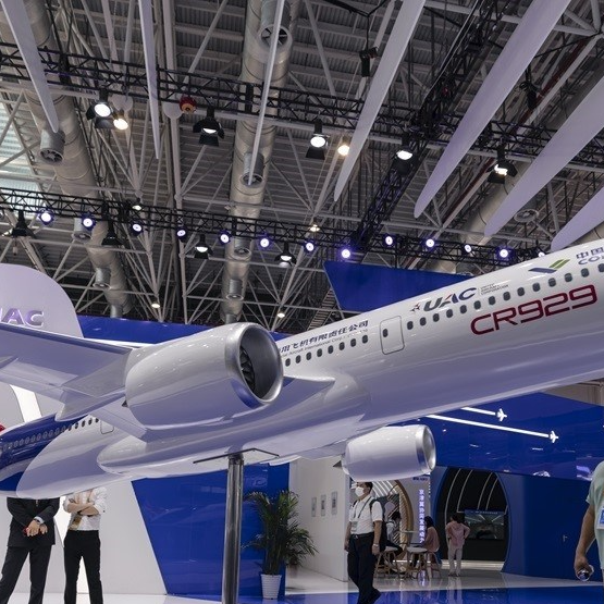 Kineska tvrtka predstavila novi avion, bit će konkurencija Airbusu i Boeingu
