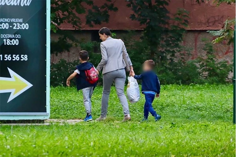 Evo kako će učenici u Sarajevu ići u škole: Maske na hodnicima, skraćeni satovi