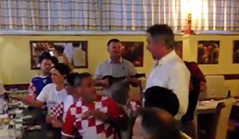 VIDEO Škoro je u restoranu uhićenog kralja Adventa pjevao Bandiću