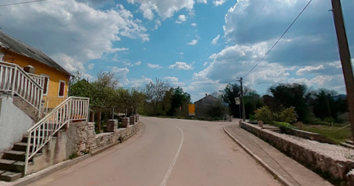 Pijan vozio kod Imotskog, kod sebe imao kokain. Prije toga mahao plastičnim pištoljem